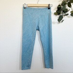 Beyond Yoga- SpaceDye Aqua Blue Crops Size Small